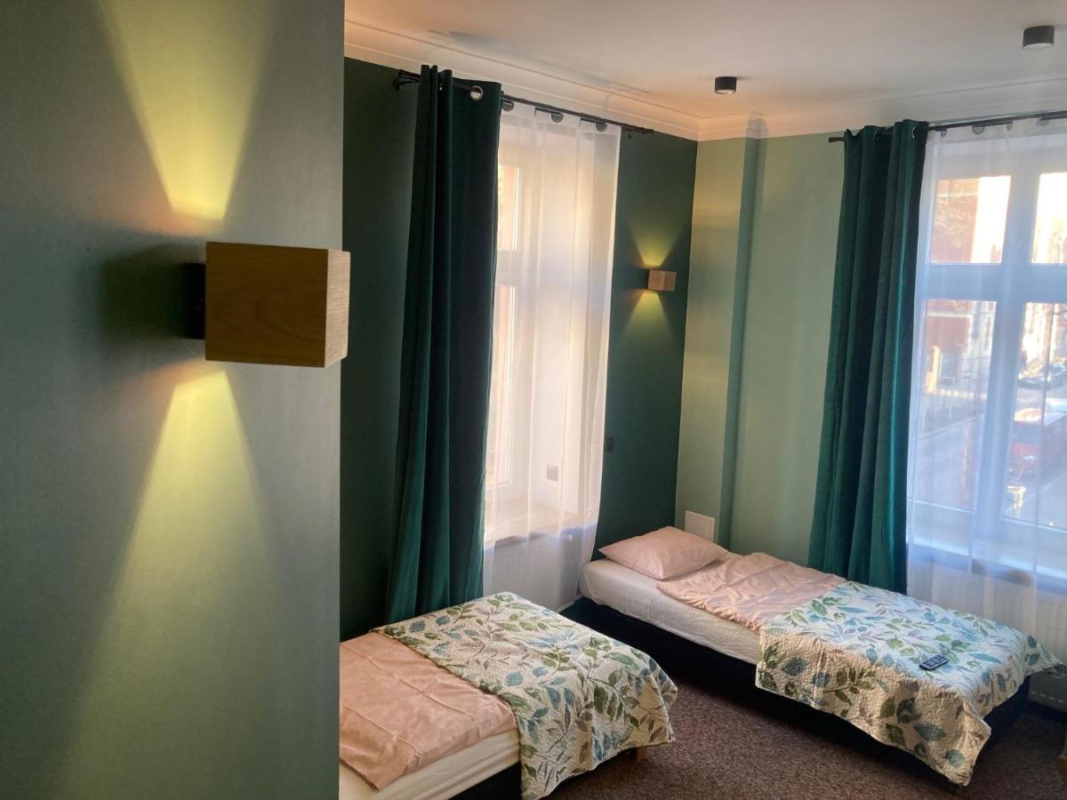 Apartamenty Przy Fontannie 锡隆纳葛拉 外观 照片